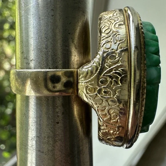 Vintage 1970s Avon Perfume Glacé Adjust Locket Ring Bird of Paradise Faux Jade - Picture 6 of 12